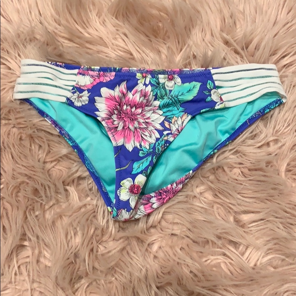 Floral bikini bottoms